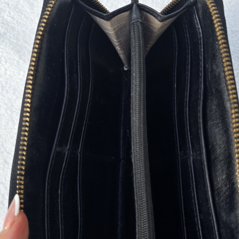 Badgley Mischka genuine leather wallet/clutch - Picture 6 of 6